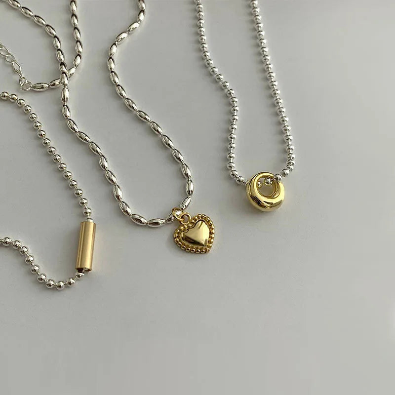AmouraBead Geometric Heart Pendant Necklace – Vintage Beaded Choker | Minimalist Heart Jewellery | Women’s Statement Necklace