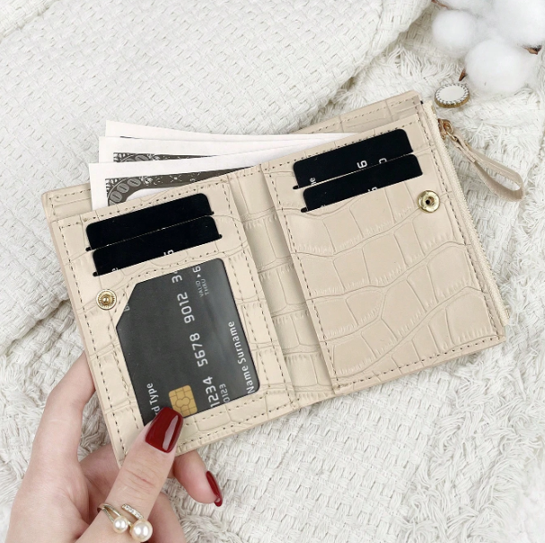 Marvelle Croc-Effect Compact Wallet – Women’s PU Small Wallet | Lightweight Zip Purse | Portable Card & Key Holder