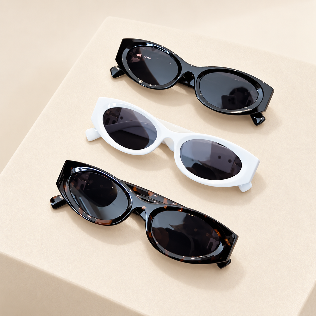 Solenne Retro Oval Sunglasses — additional product view
