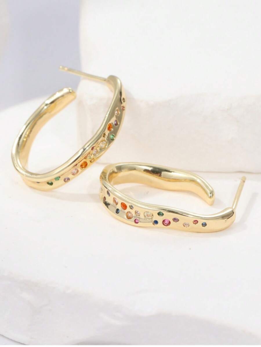 Arcelle 14K Gold-Plated Hoop Earrings – Rainbow Cubic Zirconia — Side profiles and stone detail