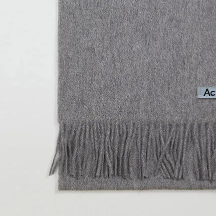 Wynmere 100% Wool Winter Scarf – Unisex Warm Neck Wrap | 180 × 32cm Solid Colour Shawl | Women’s & Men’s Cold Weather Scarf