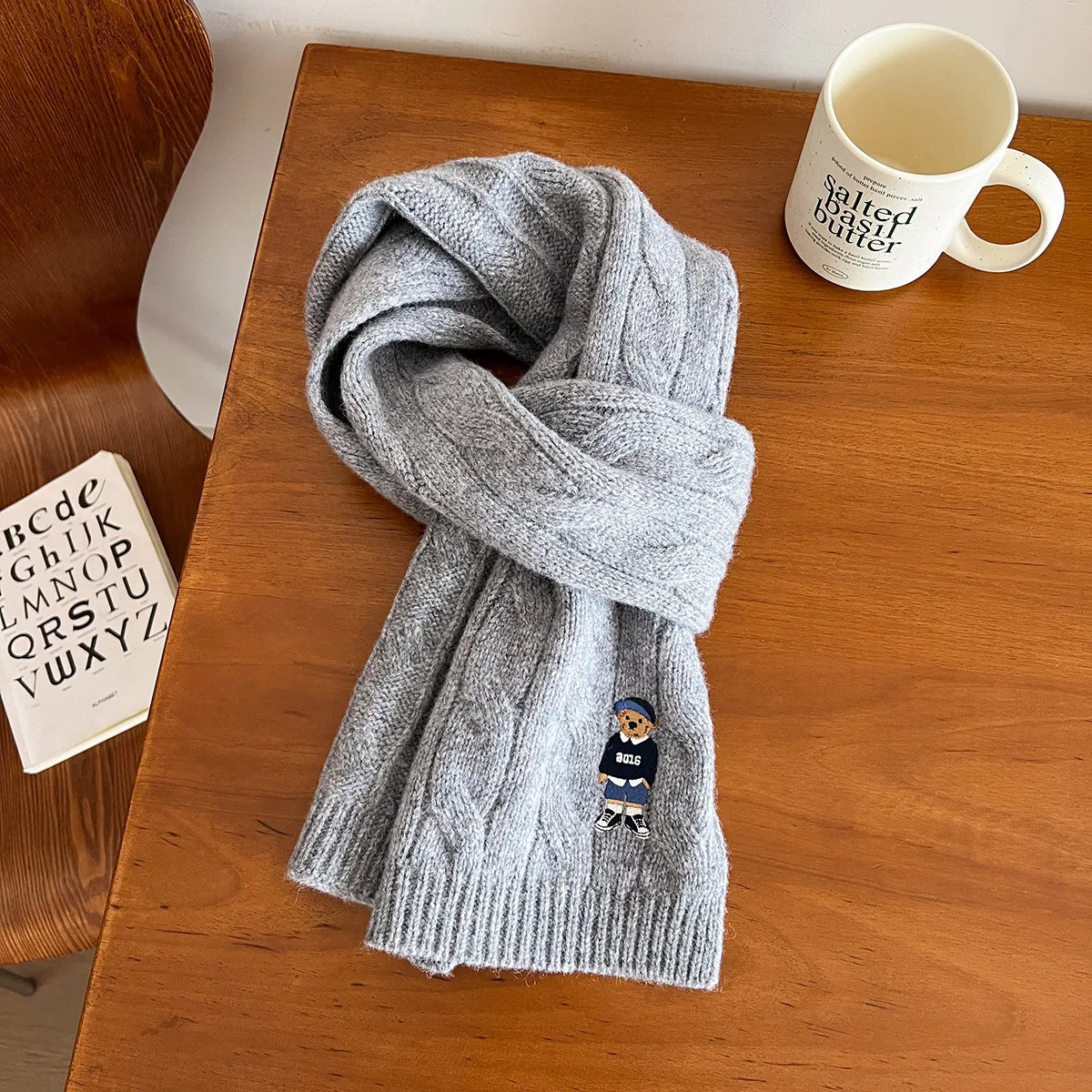 Bramwell Australian Wool Cable Knit Scarf – Unisex Embroidered Bear Winter Neck Wrap | Thick Warm Wool Scarf | British Vintage-Inspired Accessory