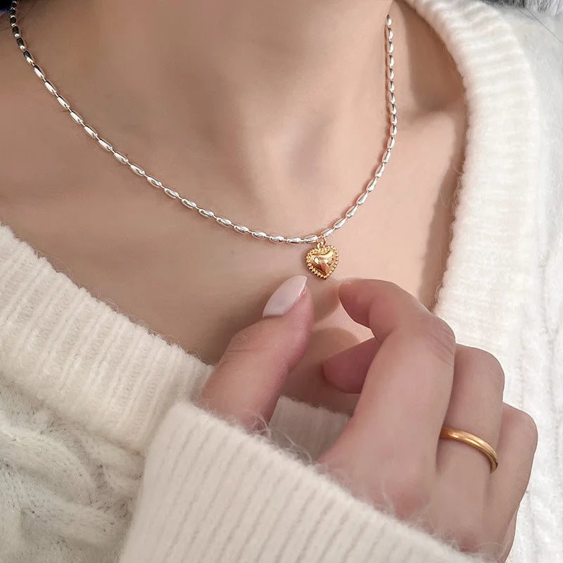 AmouraBead Geometric Heart Pendant Necklace – Vintage Beaded Choker | Minimalist Heart Jewellery | Women’s Statement Necklace