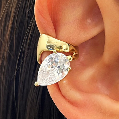 Avelisse Rhinestone Ear Clip – Women’s Gold-Colour Non-Piercing Earcuff | Geometric Sparkle Detail | Everyday Fashion Jewellery