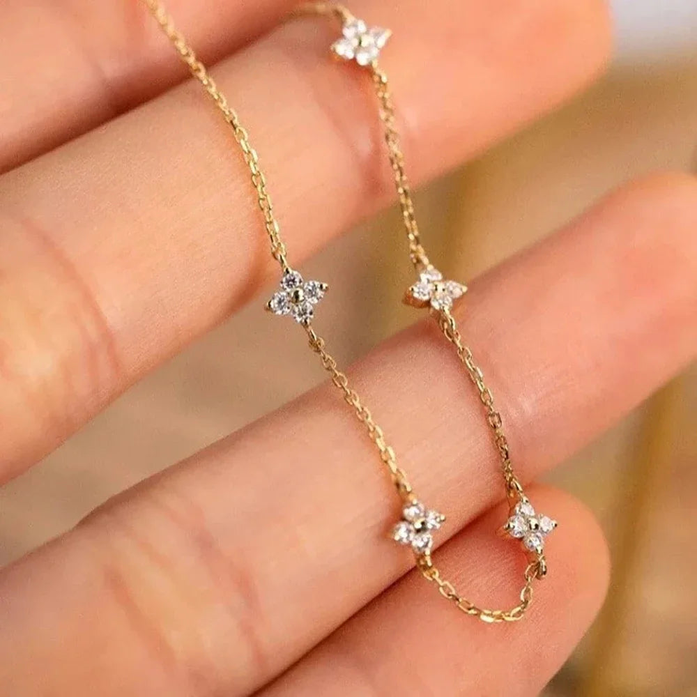 Aurelle Clover Zircon Necklace – 18K Gold-Plated Stainless Steel Chain | Four-Leaf Clover Jewellery | Elegant Women’s Gift
