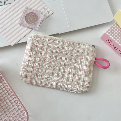 Meadowelle Floral Coin Purse – Women’s Small Zipped Wallet | Portable Lipstick & Key Pouch | Compact Cosmetic and ID Storage Bag