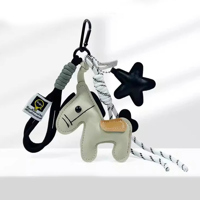 Equelle Pony Leather Bag Charm – Horse Keychain & Handbag Pendant | Personalised-Style Backpack Ornament | Women’s Purse Accessory