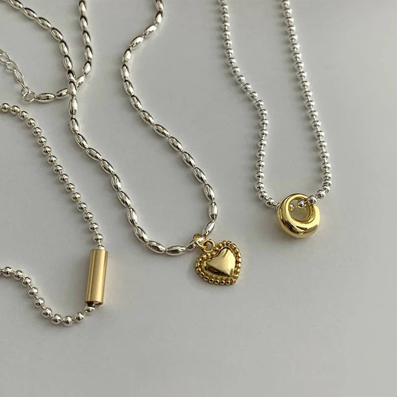 AmouraBead Geometric Heart Pendant Necklace – Vintage Beaded Choker | Minimalist Heart Jewellery | Women’s Statement Necklace