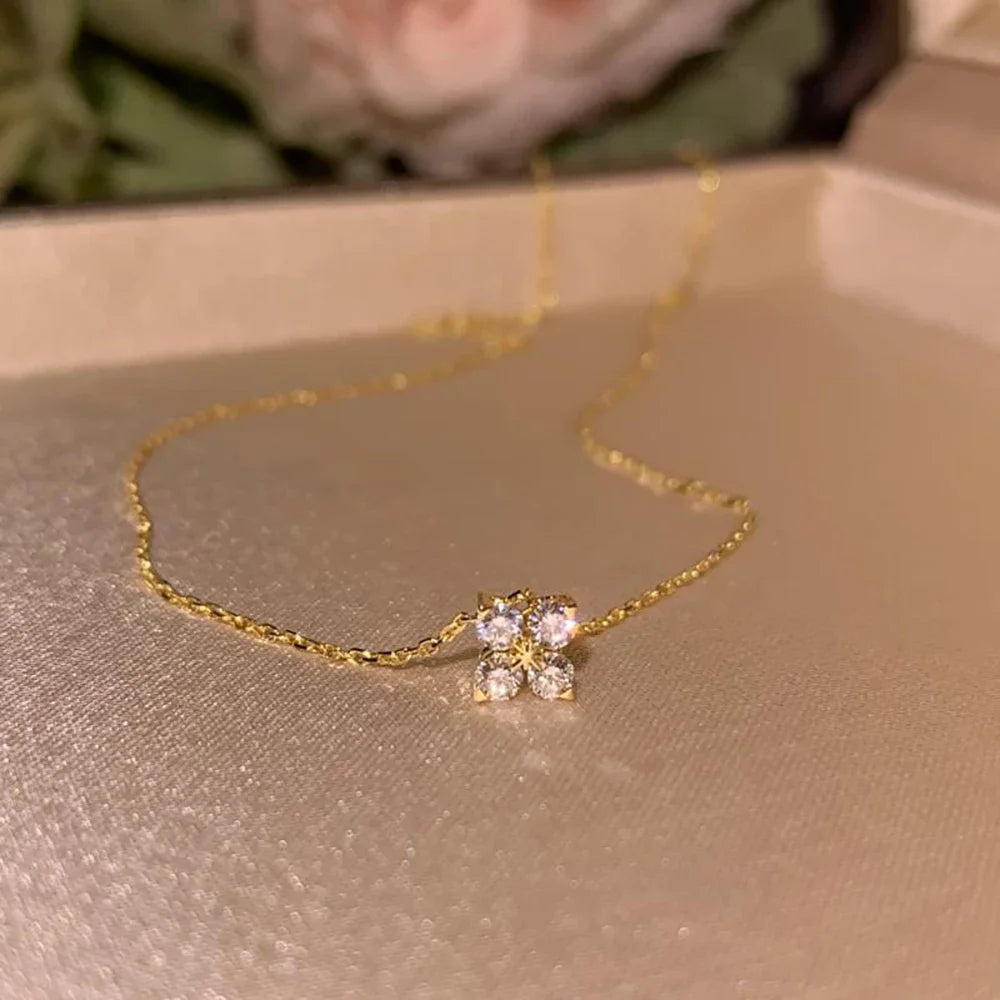 Aurelle Clover Zircon Necklace – 18K Gold-Plated Stainless Steel Chain | Four-Leaf Clover Jewellery | Elegant Women’s Gift