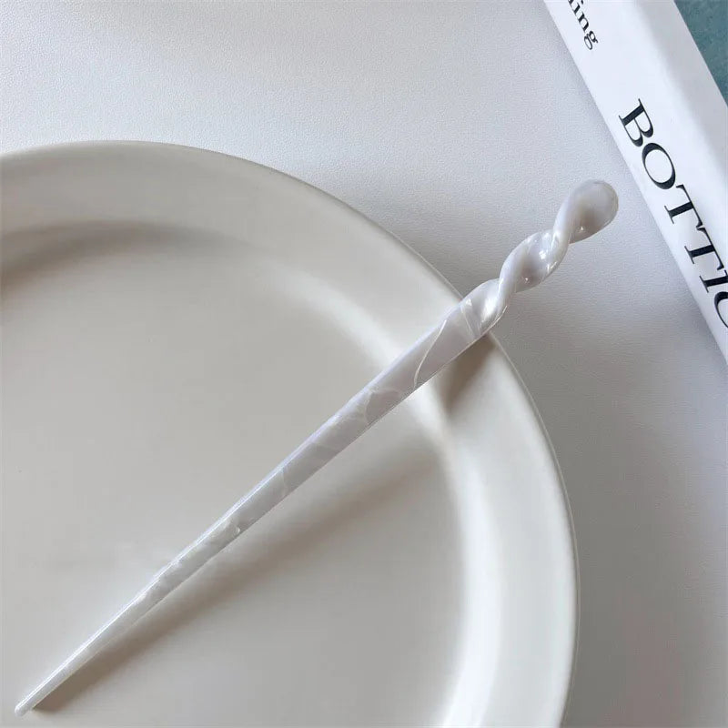 Meiyara Vintage-Inspired Hair Stick – Women’s Chinese-Style Hair Pin | Acrylic Chopstick Hair Accessory | Elegant Bun & Updo Hairwear