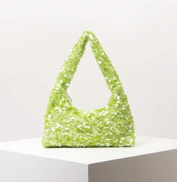 Seravelle Textured Shoulder Bag