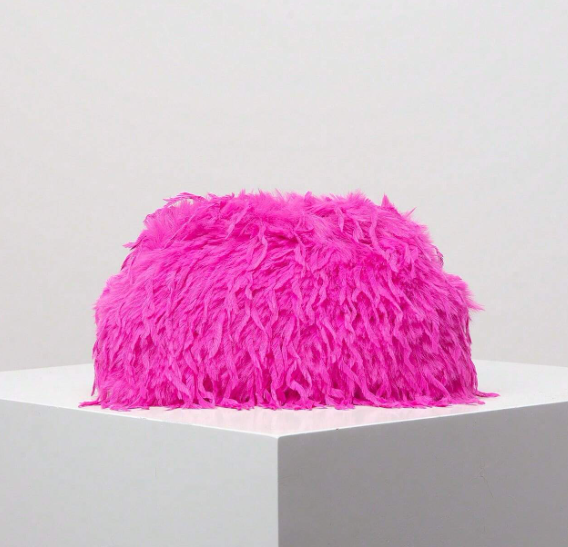 Amorette Fluffy Occasion Clutch