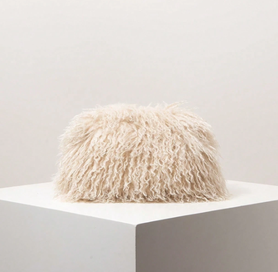 Veloura Fluffy Occasion Clutch