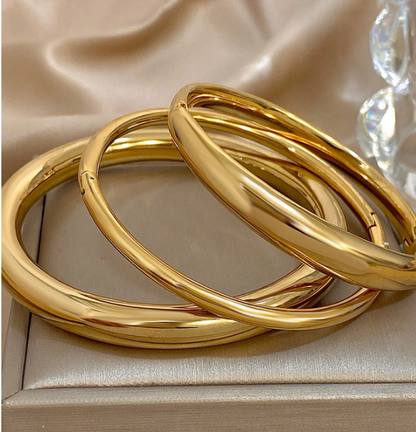 Aurielle 18K Gold-Plated Bracelet  – Women’s Stainless Steel Jewellery | Minimalist Smooth Bangles | Elegant Everyday Accessories