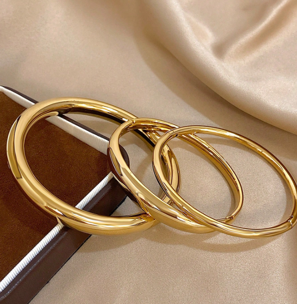 Aurielle 18K Gold-Plated Bracelet  – Women’s Stainless Steel Jewellery | Minimalist Smooth Bangles | Elegant Everyday Accessories