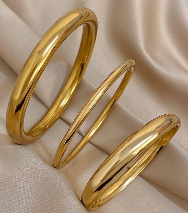 Aurielle 18K Gold-Plated Bracelet  – Women’s Stainless Steel Jewellery | Minimalist Smooth Bangles | Elegant Everyday Accessories