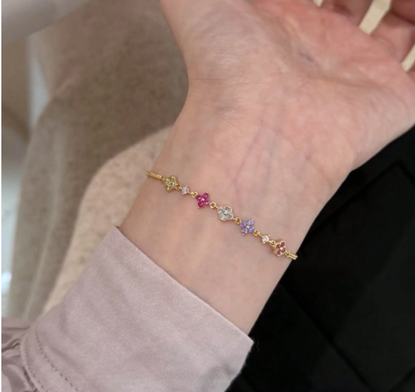 Stellara Rhinestone Star Bracelet – Women’s Stainless Steel Jewellery | Colourful Crystal-Inspired Design | Elegant Everyday Bracelet