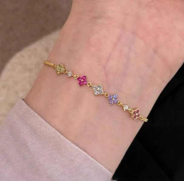 Stellara Rhinestone Star Bracelet – Women’s Stainless Steel Jewellery | Colourful Crystal-Inspired Design | Elegant Everyday Bracelet