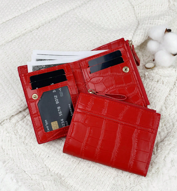 Marvelle Croc-Effect Compact Wallet – Women’s PU Small Wallet | Lightweight Zip Purse | Portable Card & Key Holder