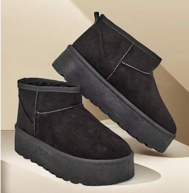 Brinelle Fur-Lined Platform Snow Boots – Women’s Suedette Winter Slip-On Shoes | Thick Sole & Cosy Lining | Autumn Winter Footwear