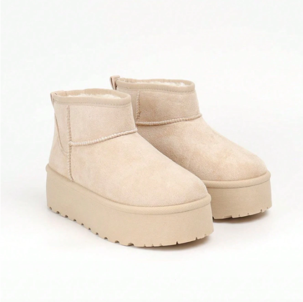 Brinelle Fur-Lined Platform Snow Boots – Women’s Suedette Winter Slip-On Shoes | Thick Sole & Cosy Lining | Autumn Winter Footwear