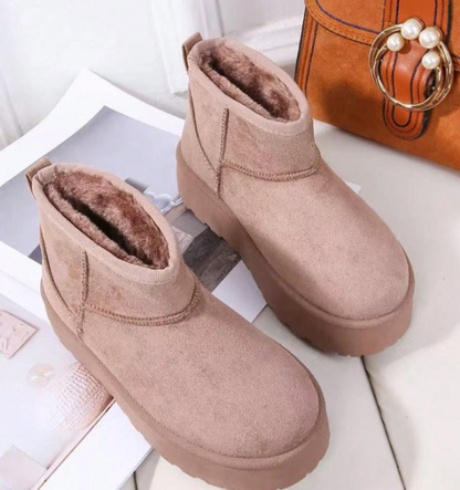 Brinelle Fur-Lined Platform Snow Boots – Women’s Suedette Winter Slip-On Shoes | Thick Sole & Cosy Lining | Autumn Winter Footwear