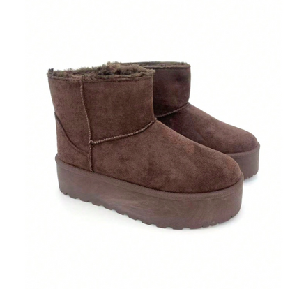 Brinelle Fur-Lined Platform Snow Boots – Women’s Suedette Winter Slip-On Shoes | Thick Sole & Cosy Lining | Autumn Winter Footwear