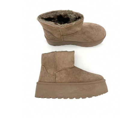 Brinelle Fur-Lined Platform Snow Boots – Women’s Suedette Winter Slip-On Shoes | Thick Sole & Cosy Lining | Autumn Winter Footwear