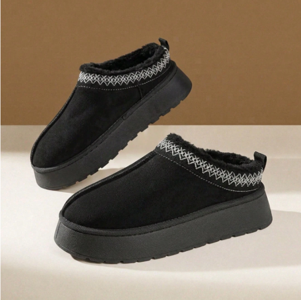 Velmora Fur-Lined Platform Snow Boots – Women’s Suedette Winter Slip-On Boots | Thick EVA Sole | Cosy Autumn Winter Footwear