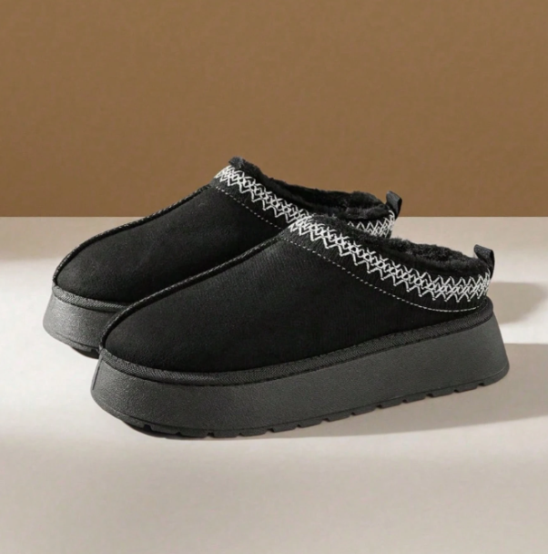 Velmora Fur-Lined Platform Snow Boots – Women’s Suedette Winter Slip-On Boots | Thick EVA Sole | Cosy Autumn Winter Footwear