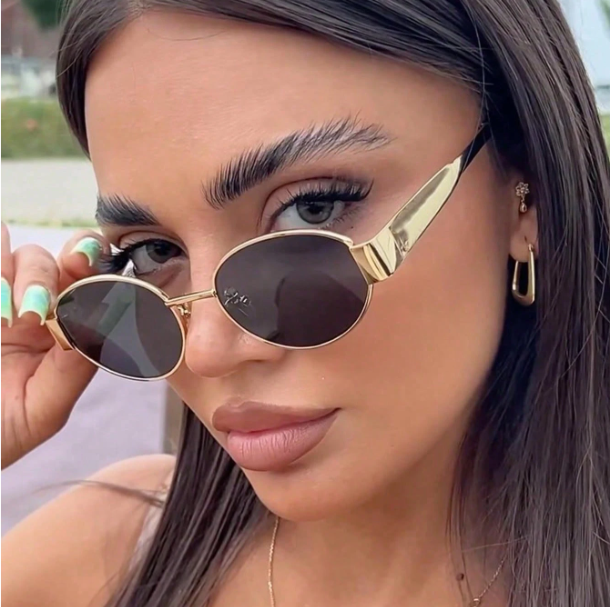 Virelle Retro Oval Sunglasses – Women’s Vintage Metal Frame Eyewear | Black PC Lenses | Chic Travel & Everyday Fashion Glasses