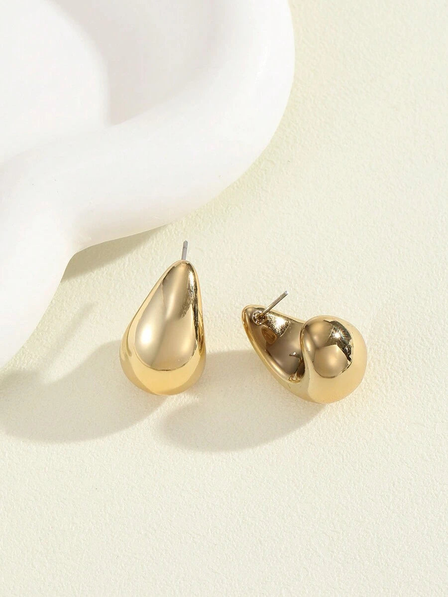 Goutte Gold-Tone Teardrop Stud Earrings – Sculpted Everyday Pair — Front and reverse construction